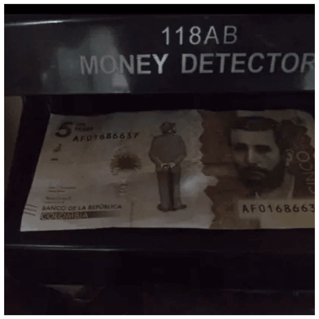 Detector de Billetes Falsos Luz UV - SuperElectro